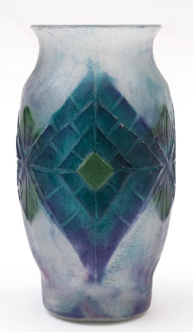 GABRIEL ARGY-ROUSSEAU un vaso in pasta di (1 of 2)