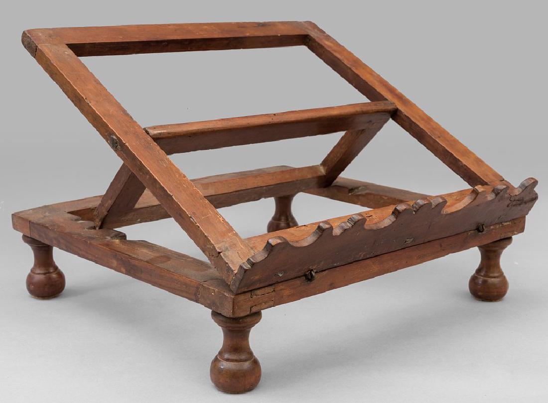 Leggio in noce, sec,XVIII (1 of 2)