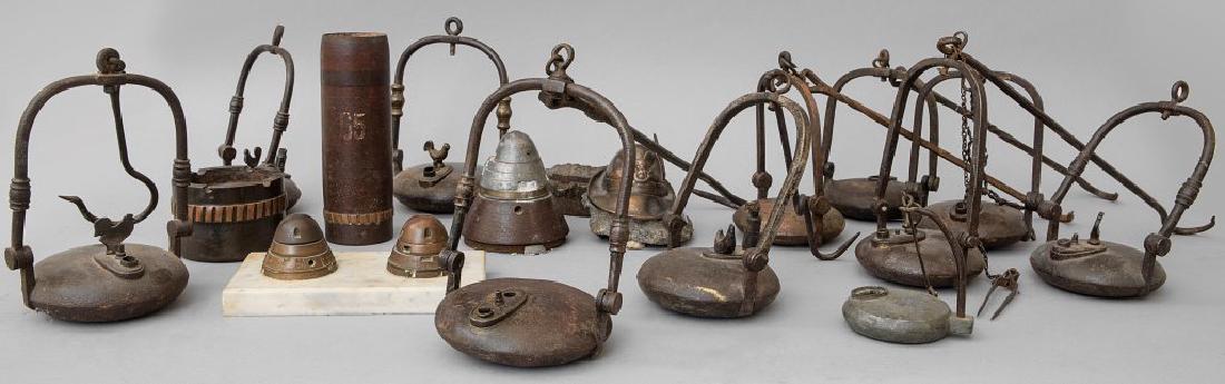 Undici lumini e cimeli da guerra (1 of 1)