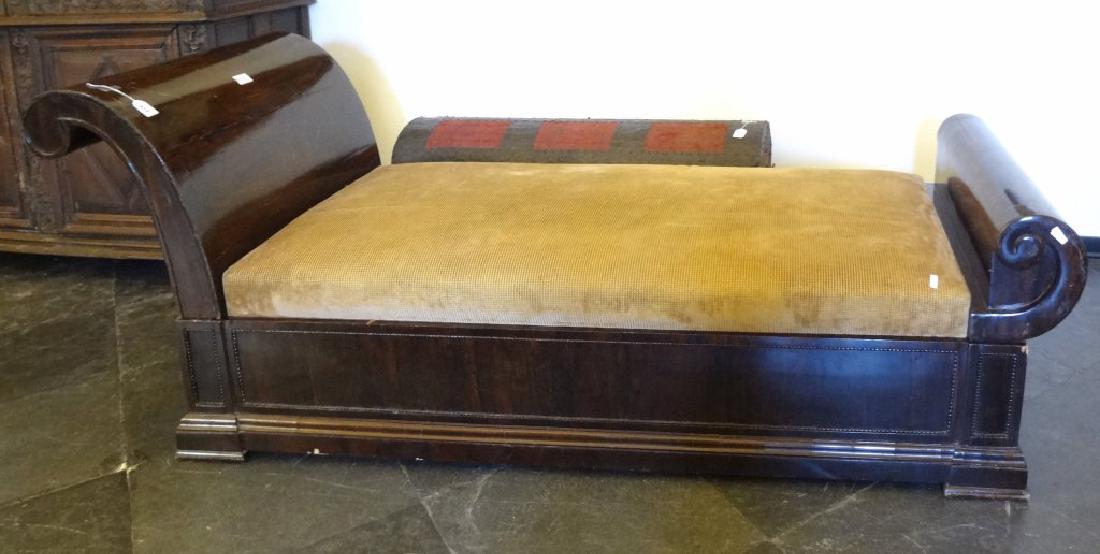 "Lit a bateau" singolo lastronato in mogano, (1 of 1)