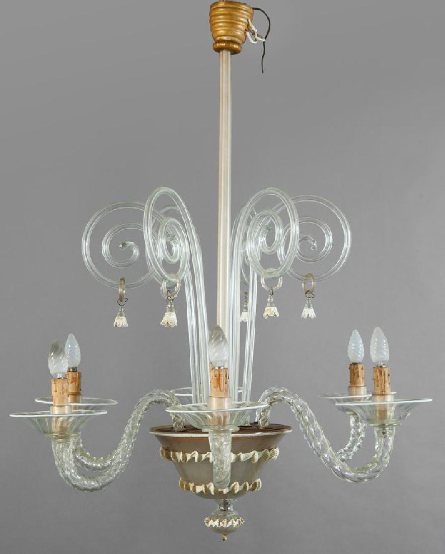 Lampadario in vetro di Murano a sei luci con: Lampadario in vetro di Murano a sei luci con profili bianchi diam.cm. 75x h. 105