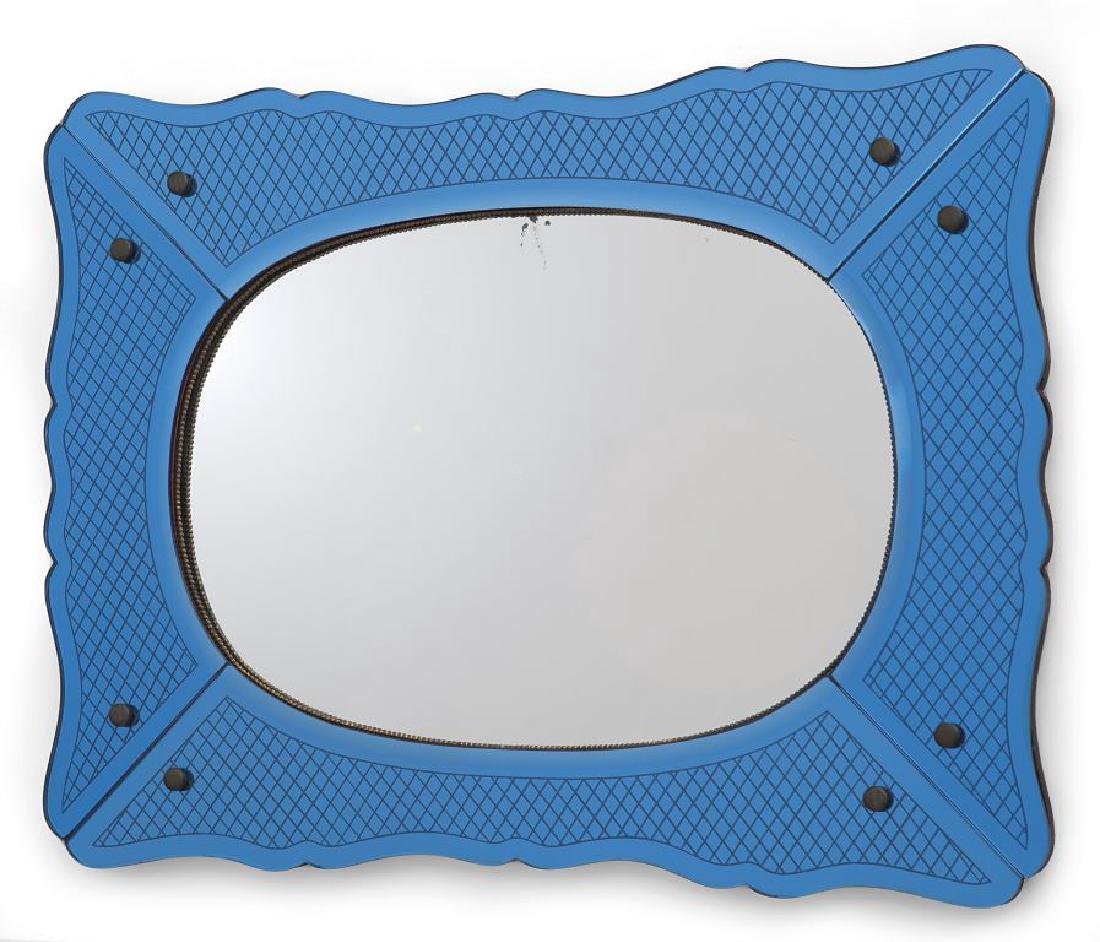 UNO SPECCCHIO DA PARETE, anni '40.  Cristallo (1 of 1)