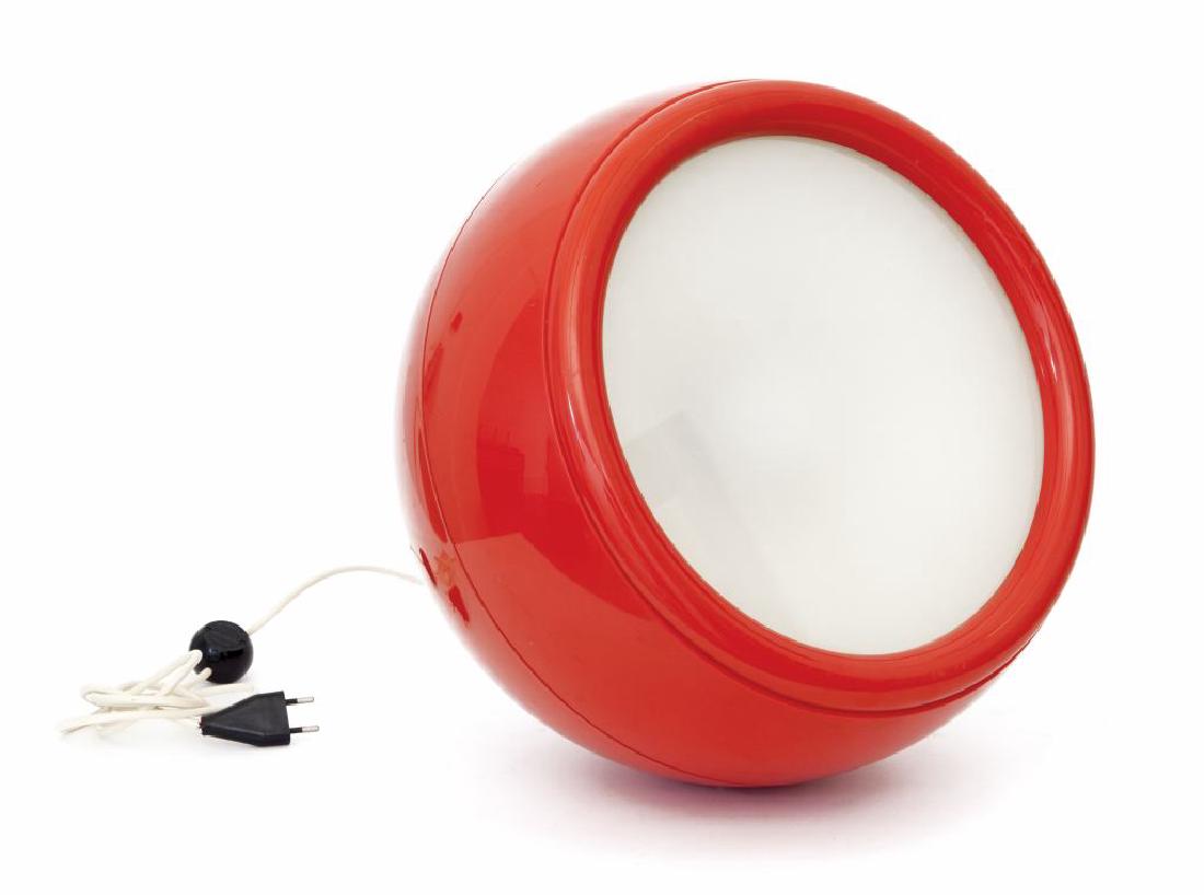 STUDIO TETRARCH  Una lampada da terra (1 of 1)