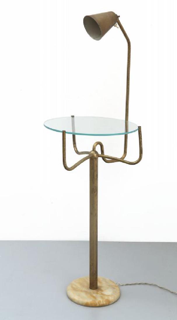 UN TAVOLINO-LAMPADA, anni "50. Marmo, ottone,: UN TAVOLINO-LAMPADA, anni "50. Marmo, ottone, cristallo, alluminio laccato. Altezza cm 105.