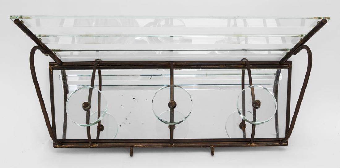 UN APPENDIABITI DA PARETE, anni "50.  Ottone, (1 of 1)