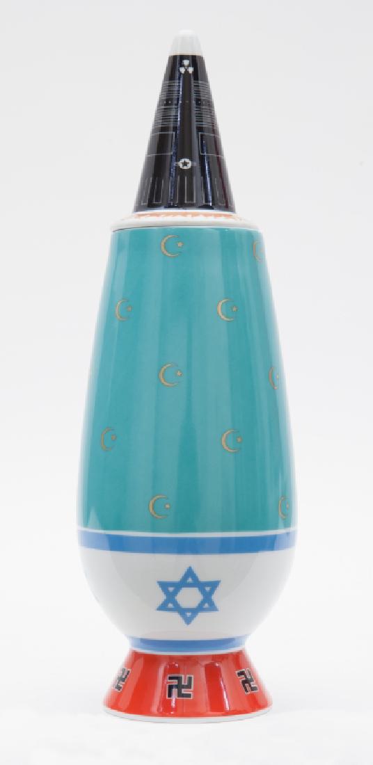 ALESSANDRO MENDINI, PHILIPPE STARCK Un vaso (1 of 1)