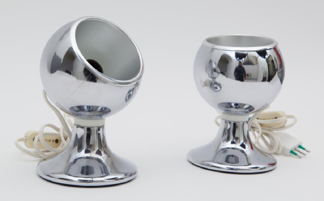 LUCI (Editore) Due lampade da tavolo o da (1 of 1)