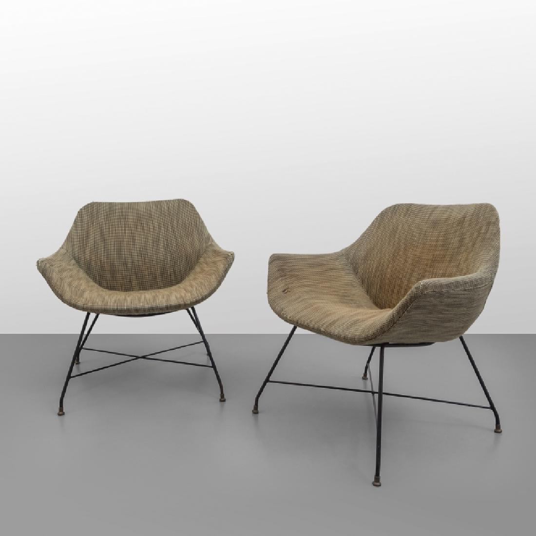 AUGUSTO BOZZI Due poltrone "Lord" per: AUGUSTO BOZZI Due poltrone "Lord" per FRATELLI SAPORITI, circa 1959. Ferro verniciato, ottone, scocca in masonite curvata imbottita in gommapiuma, rivestimento in tessuto. Altezza cm 71 larghezza 72,