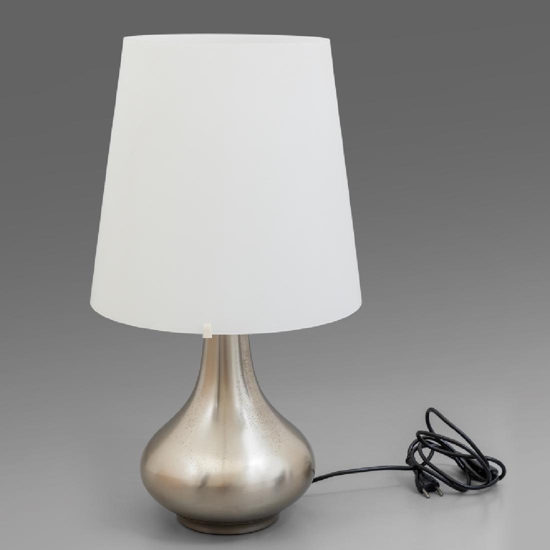 MAX INGRAND Una lampada da tavolo "2344" per (1 of 1)