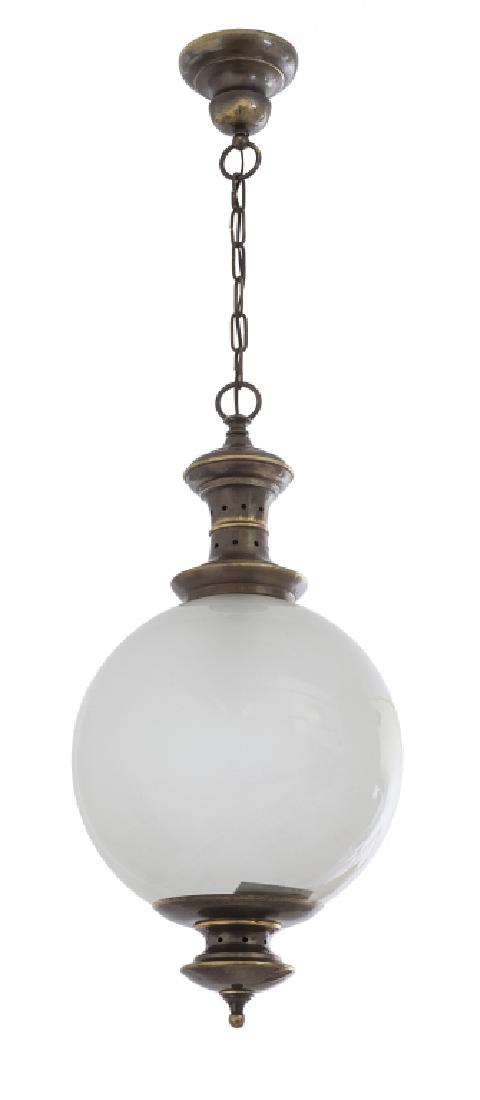 LUIGI CACCIA DOMINIONI Un lampione per: LUIGI CACCIA DOMINIONI Un lampione per AZUCENA, circa 1954. Ottone, vetro satinato internamente. Altezza diffusore cm 70, diametro cm 30. Letteratura: Domus 294 (maggio 1954), p. 17.