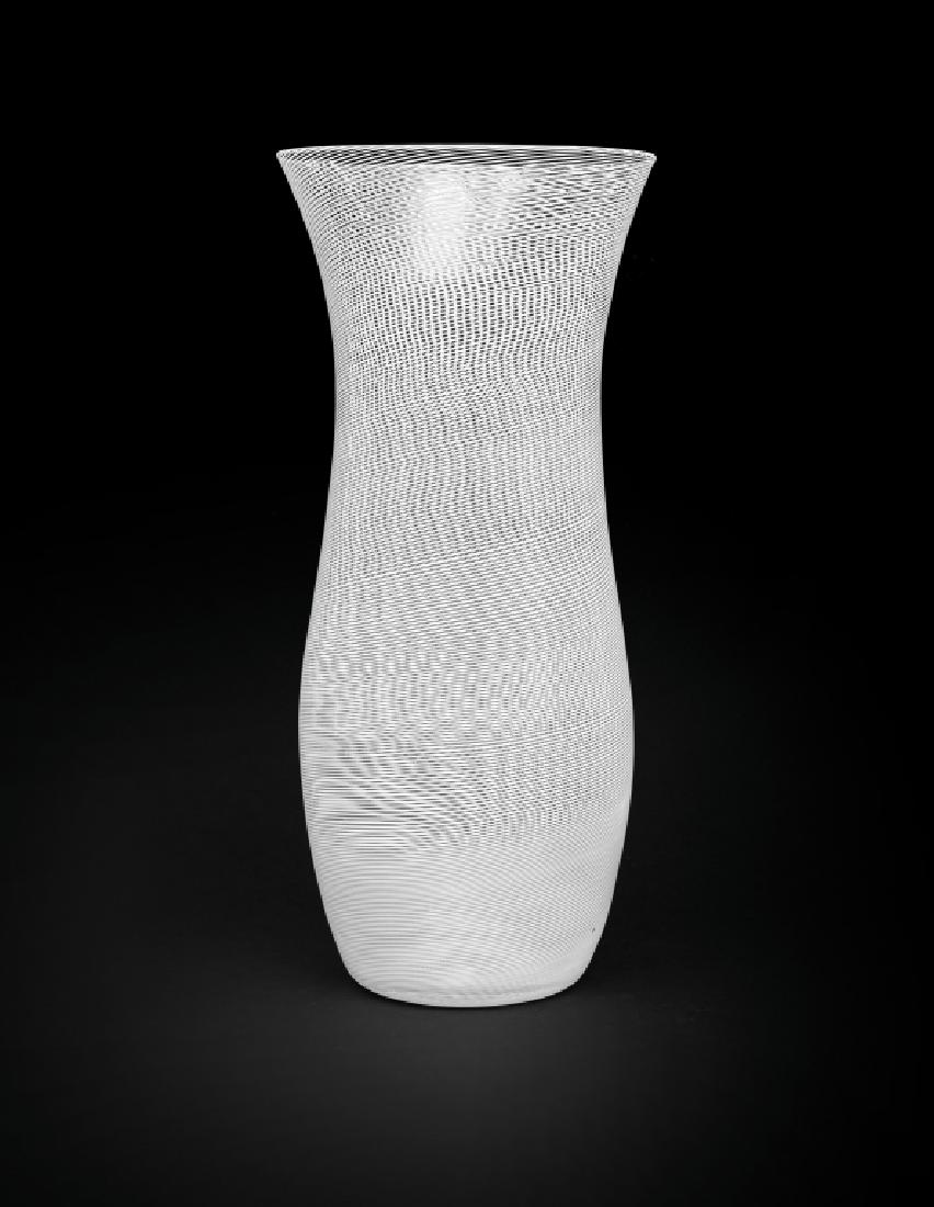 CARLO SCARPA, VENINI Un vaso in vetro a mezza (1 of 1)