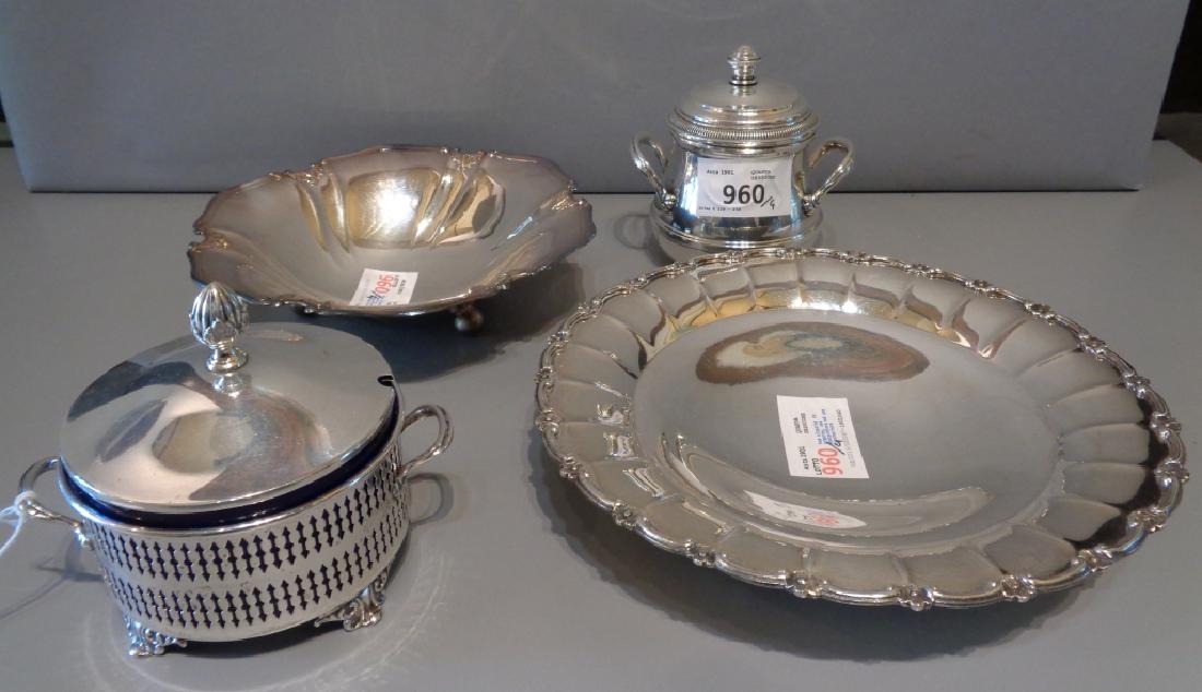 Due alzatine in argento, una mostardiera ed una (1 of 1)