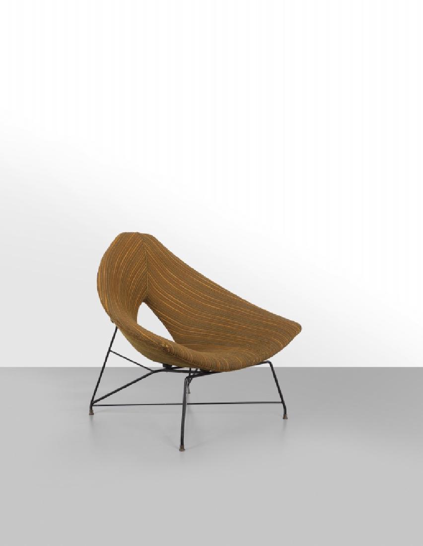 AUGUSTO BOZZI Una poltrona 'Etere' per: AUGUSTO BOZZI Una poltrona 'Etere' per FRATELLI SPORITI, 1956. Ferro verniciato, ottone, scocca in masonite curvata imbottita in gommapiuma, rivestimento in tessuto, etichetta della manifattura. Altez