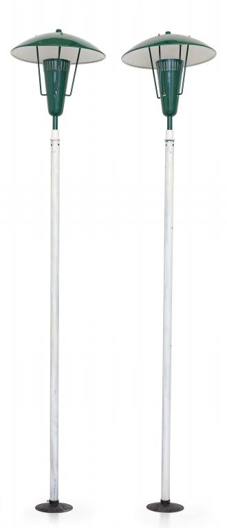 GCME (Editore) Due fanali a palo per esterni, (1 of 1)