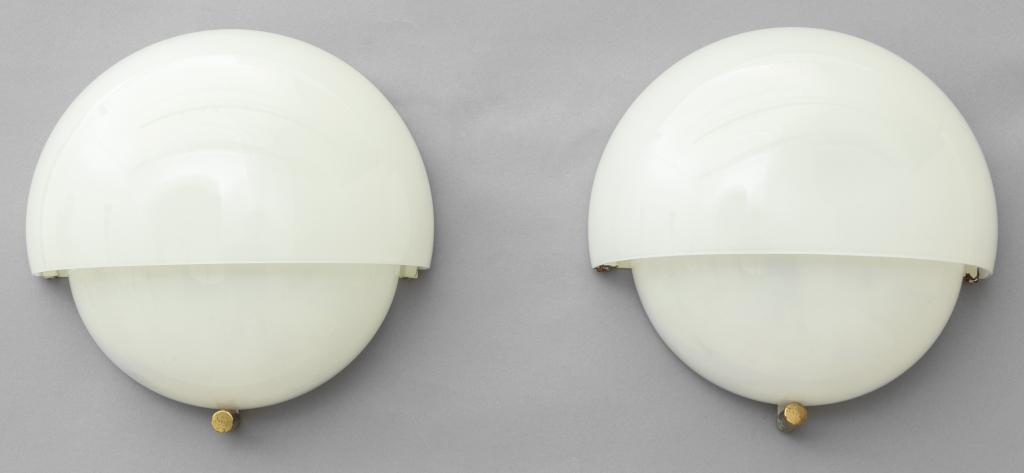 VICO MAGISTRETTI  Due lampade a parete 'Mania' (1 of 1)