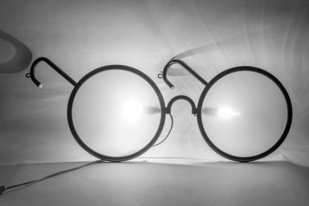 UNA LAMPADA DA PARETE, anni '80.  Tubo di (1 of 1)