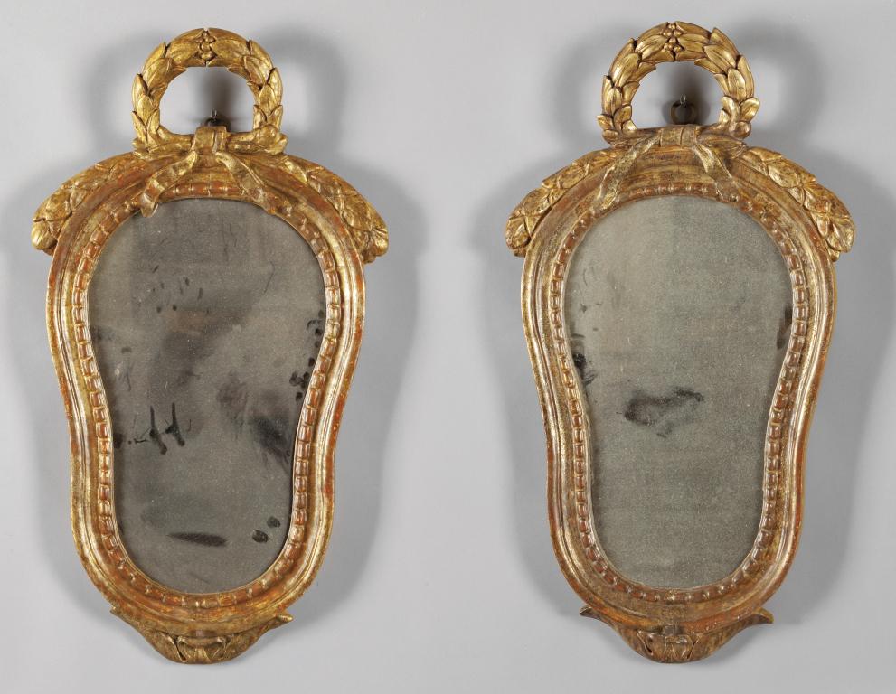 Coppia di apliques Luigi XV in legno intagliato (1 of 1)