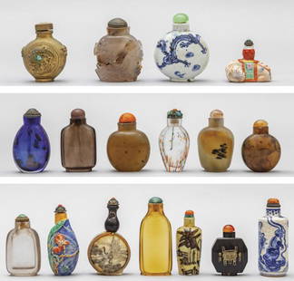 Diciassette snuff bottles di varie epoche, forme: Diciassette snuff bottles di varie epoche, forme e materiali, Cina sec.XIX e XX