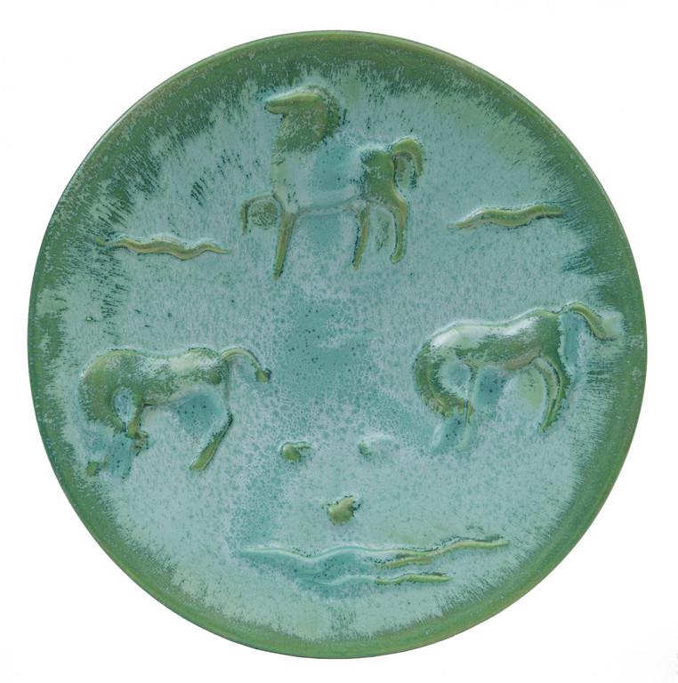 ANGELO BIANCINI Un piatto con cavalli in (1 of 1)