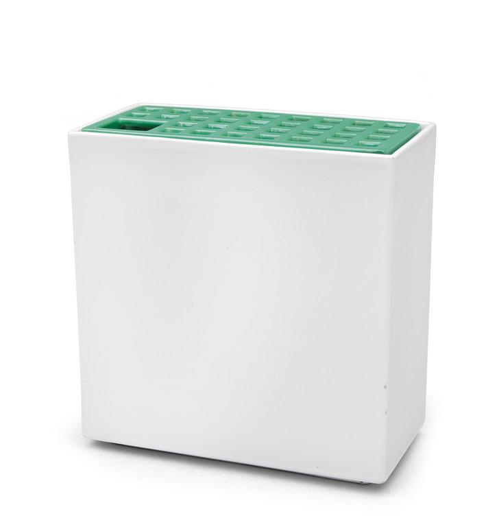 STUDIO O.P.I.  Un portafiori modello 'Ikebana (1 of 1)