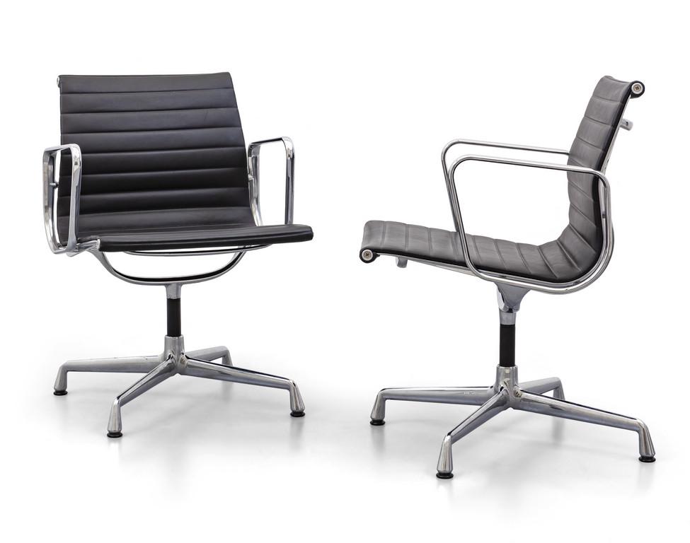 CHARLES & RAY EAMES Due poltroncine della (1 of 1)