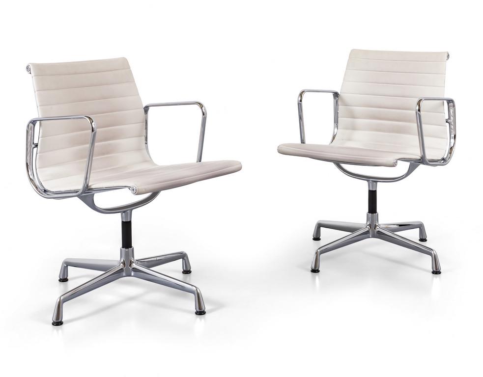 CHARLES e RAY EAMES  Due poltroncine della (1 of 1)