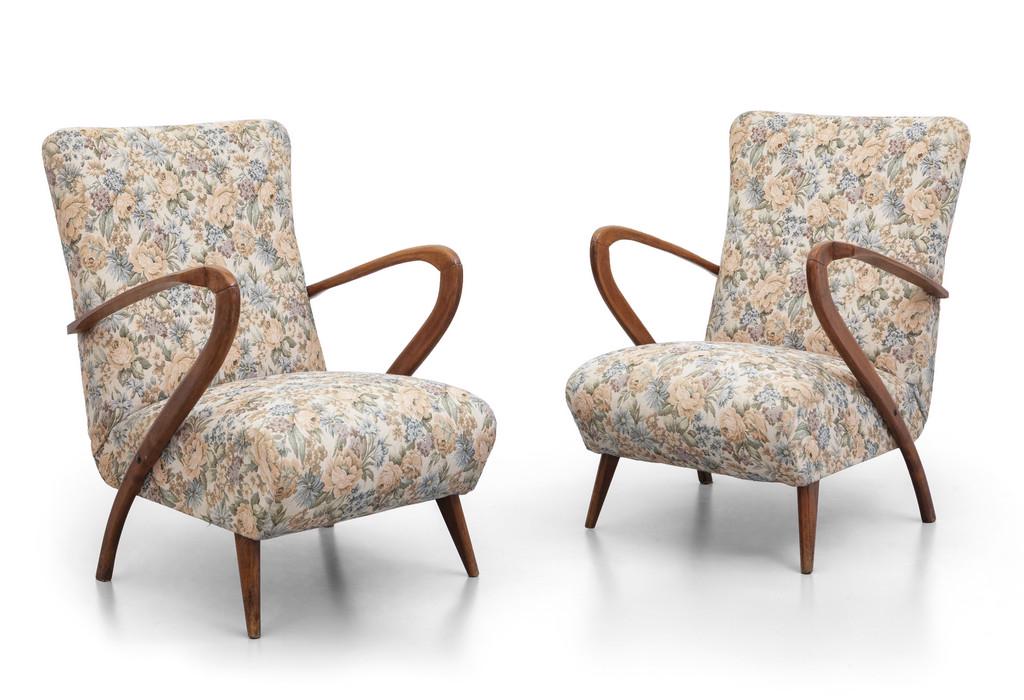 DUE POLTRONE, anni '50.  Legno di faggio tinto (1 of 1)