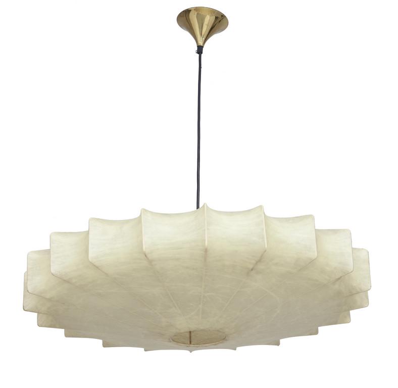 UNA LAMPADA A SOSPENSIONE, anni '60.  Cocoon, (1 of 1)