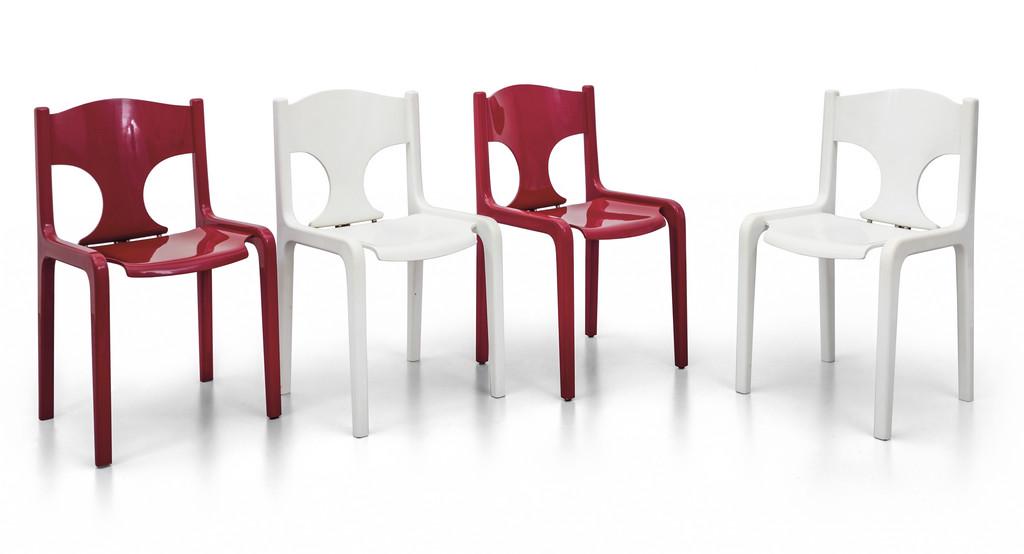 AUGUSTO SAVINI foto: AUGUSTO SAVINI foto 400 Quattro sedie per GIUSEPPE POZZI, 1966. Legno e compensato curvato laccati. Altezza cm 80, larghezza 46, profonditÃ 51. Letteratura: Domus 440 (), p. 51.