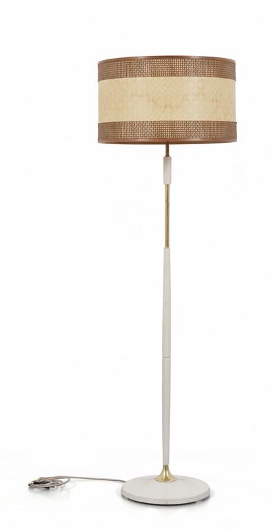 UNA LAMPADA DA TERRA, anni '60.  Legno tornito (1 of 1)