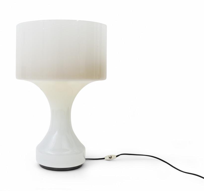 UNA LAMPADA DA TAVOLO, anni '60.  Vetro (1 of 3)
