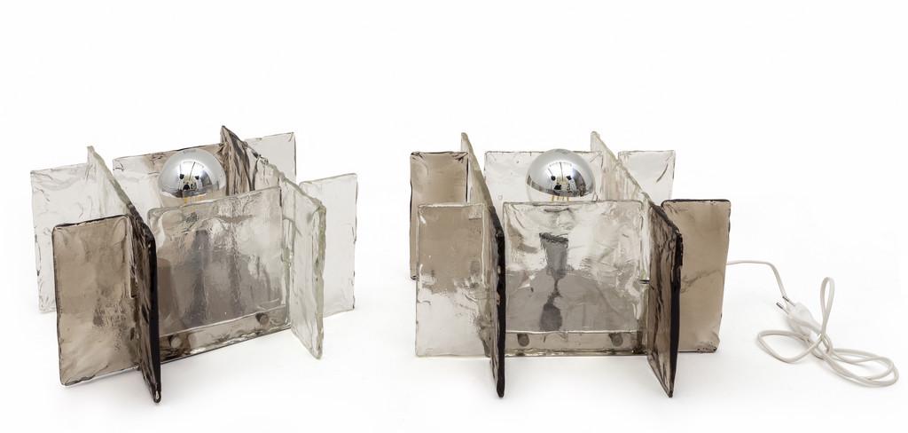 DUE LAMPADE DA TAVOLO, anni '70.  Ottone (1 of 2)