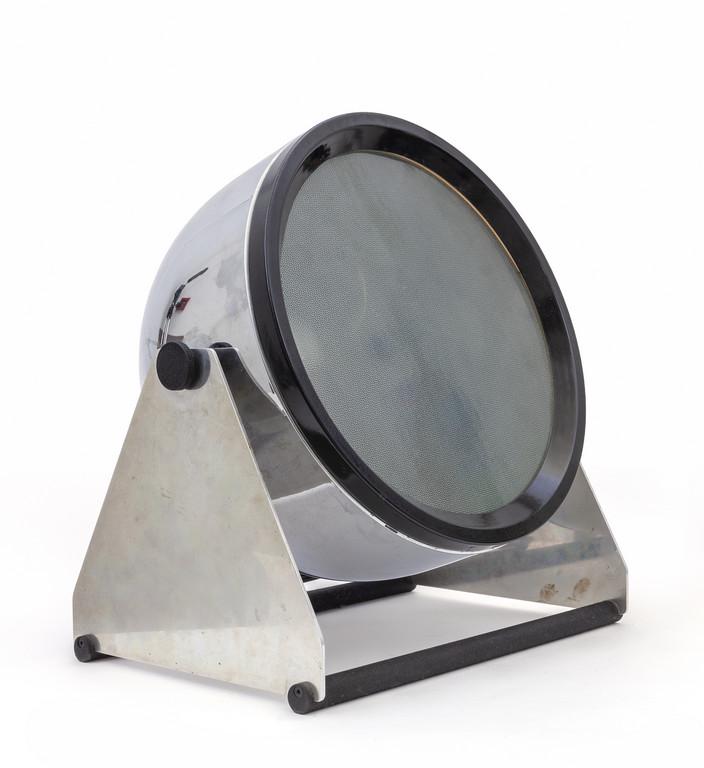 UNA LAMPADA DA TERRA, anni '70.  Ottone (1 of 1)