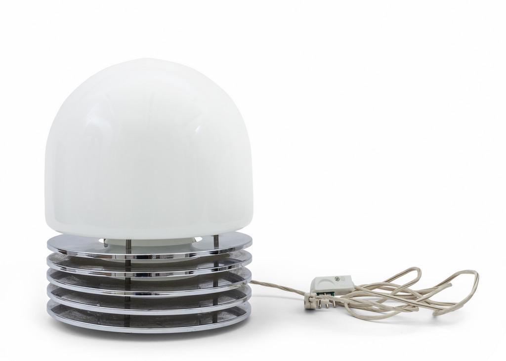 UNA LAMPADA DA TAVOLO, anni '70  Lamierino di (1 of 1)