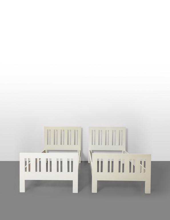 ETTORE SOTTSASS  Una coppia di letti per (1 of 2)