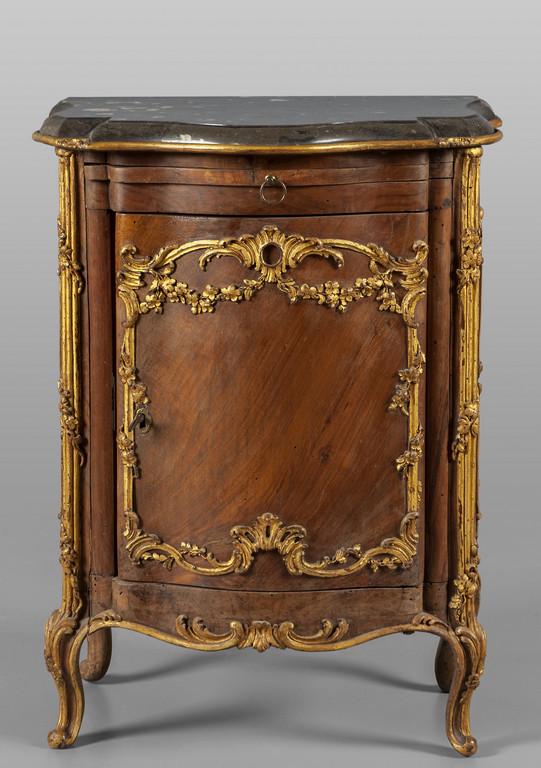 Comodino in stile barocco piemontese in legno (1 of 2)