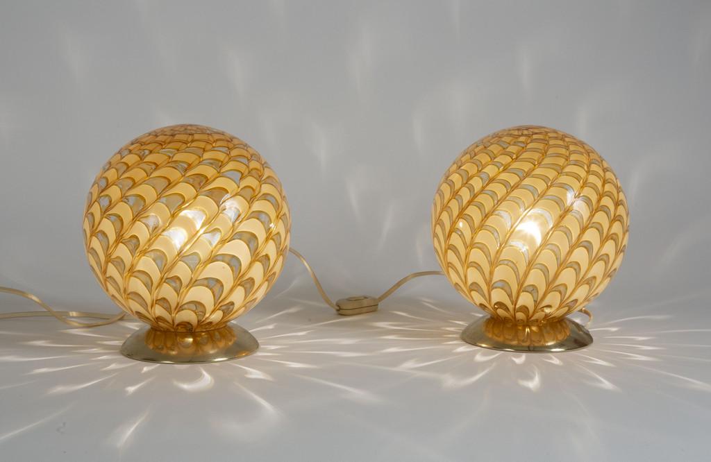 DE MAJO (Editore) Due lampade da tavolo, anni (1 of 3)