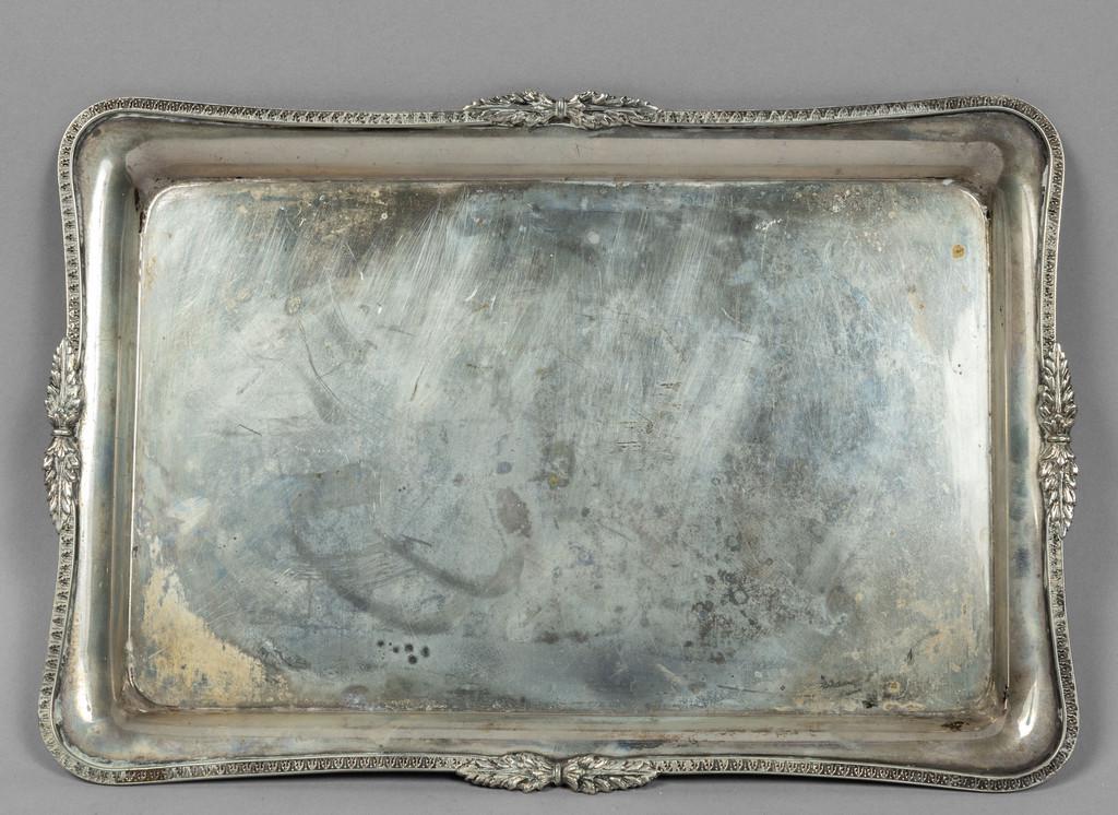 Vassoietto in argento cm.31,5x21,5, gr.tot.590: Vassoietto in argento cm.31,5x21,5, gr.tot.590