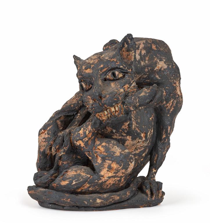 AGENORE FABBRI (1911-1998) Senza titolo: AGENORE FABBRI (1911-1998) Senza titolo (Gatto) terracotta cm 27x26x21 firmato sopra e sotto la base Untitled (Cat) terracotta 10,62x10,23x8,26 in signed on and under the base