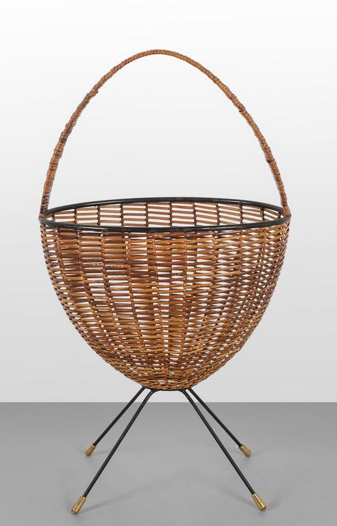 UN CESTINO DA LAVORO, anni '50.  Tondino di (1 of 1)