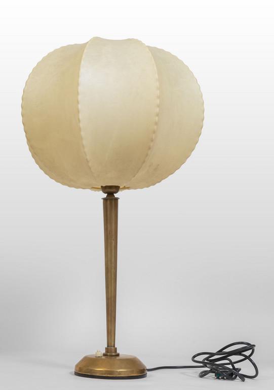 UNA LAMPADA DA TAVOLO, anni '60.  Ottone, (1 of 1)