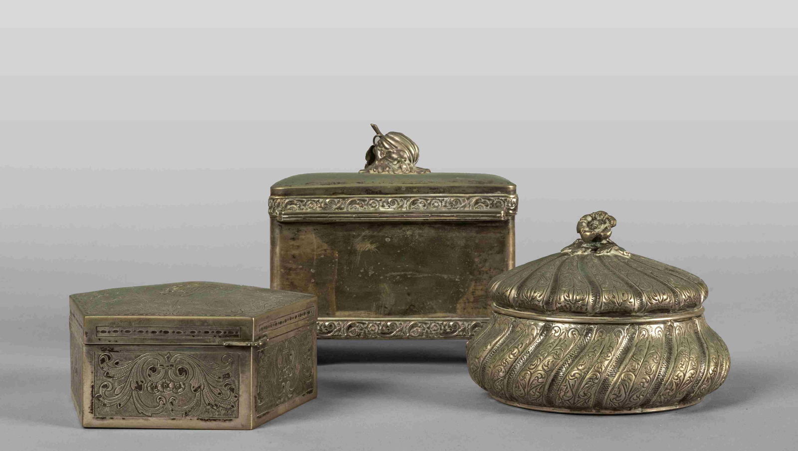 Tre scatole diverse in argento tot.gr.1000 (1 of 1)