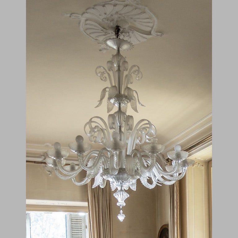 Lampadario a dodici luci in vetro di Murano, (1 of 1)