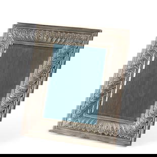 GIANMARIA BUCCELLATI Cornice in argento 925: GIANMARIA BUCCELLATI Cornice in argento 925 28 x 23 cm esterni, 18 x 13 luce interna.