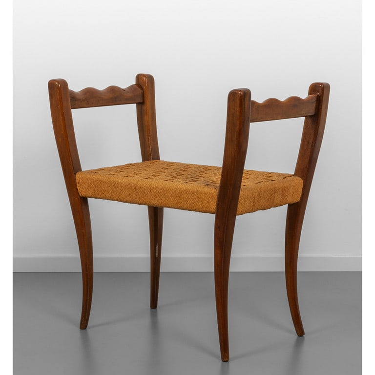 UNA PANCHETTA, anni '40. Legno di noce, paglia (1 of 3)