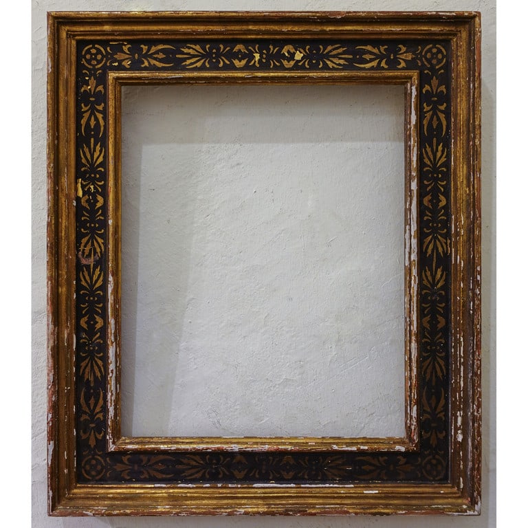 Cornice in legno intagliato e laccato, sec.XX (1 of 1)