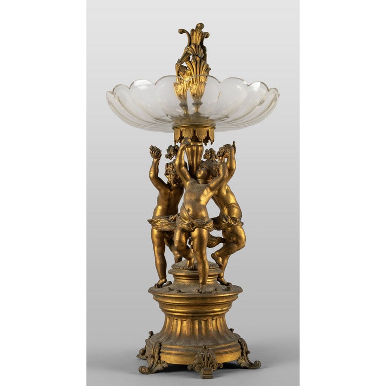 Grande alzata in antimonio dorato con putti, (1 of 1)