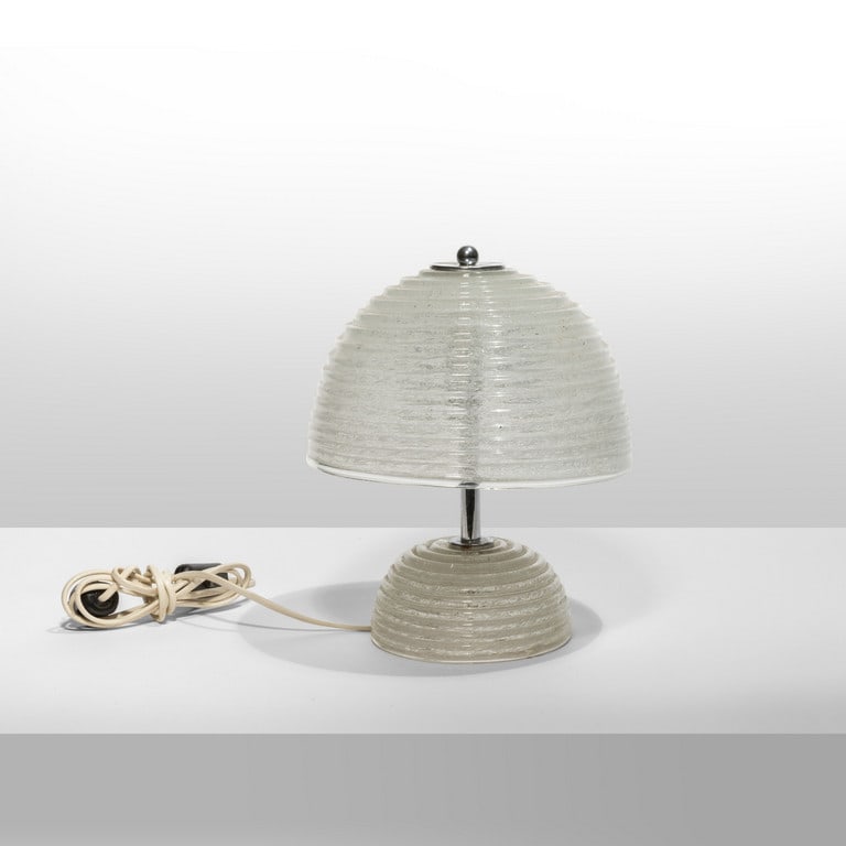 UNA LAMPADA DA TAVOLO, anni '50. Acciaio (1 of 2)