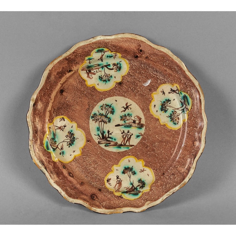 Piatto polilobato in ceramica decorazione a (1 of 1)