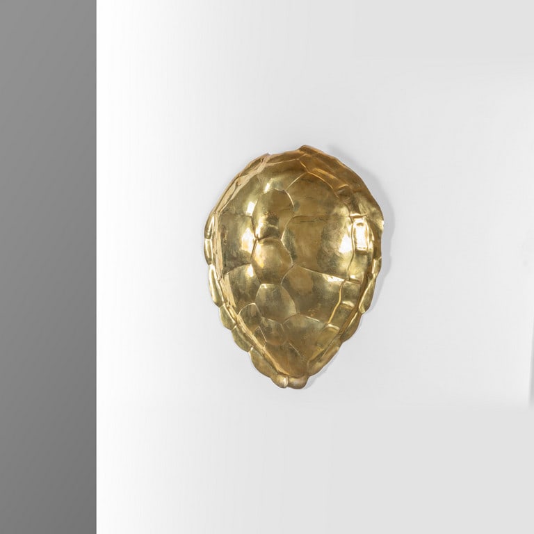 UNA LAMPADA DA PARETE, anni '70. Ottone. Cm (1 of 2)